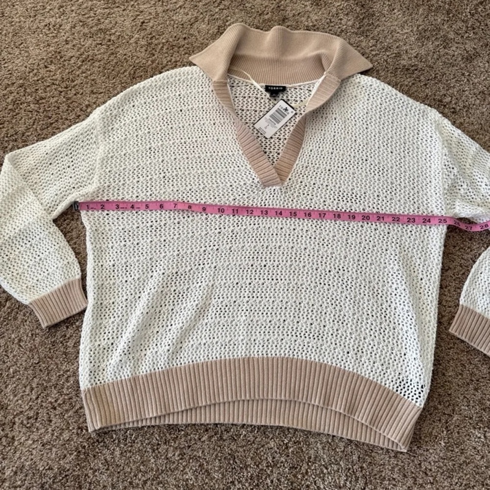 NWT TORRID Collared Pullover Sweater Ivory with Beige/Tan
size 0 or Large - Picture 12 of 12